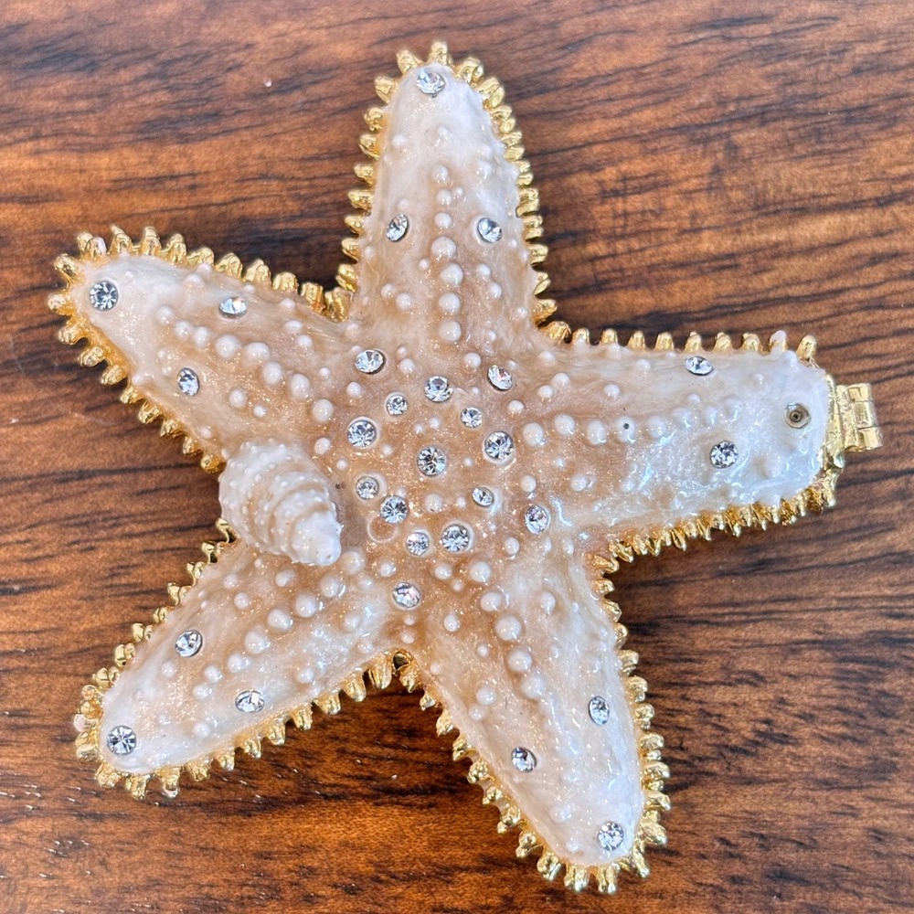 Starfish Jeweled Enamel Rhinestone Trinket Box Gold Tone Beach Coastal Seaside